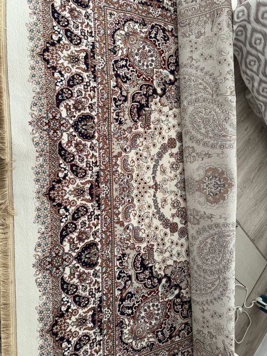 Продам ковер длина 5м ширина 3м