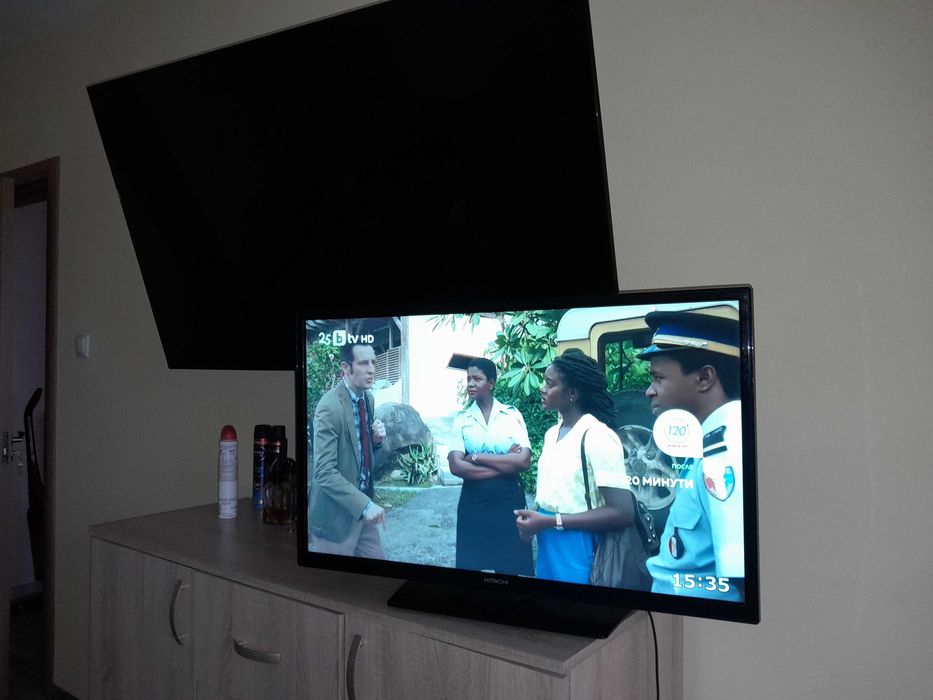 Hitachi тв 32 инча