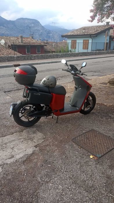 Scooter electric Wow 775 4kw cat B 85km scuter italian