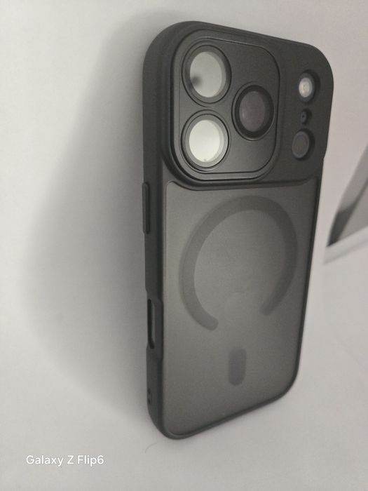 Матов Magsafe калъф за iPhone 17 Pro/Pro Max - опушен черен