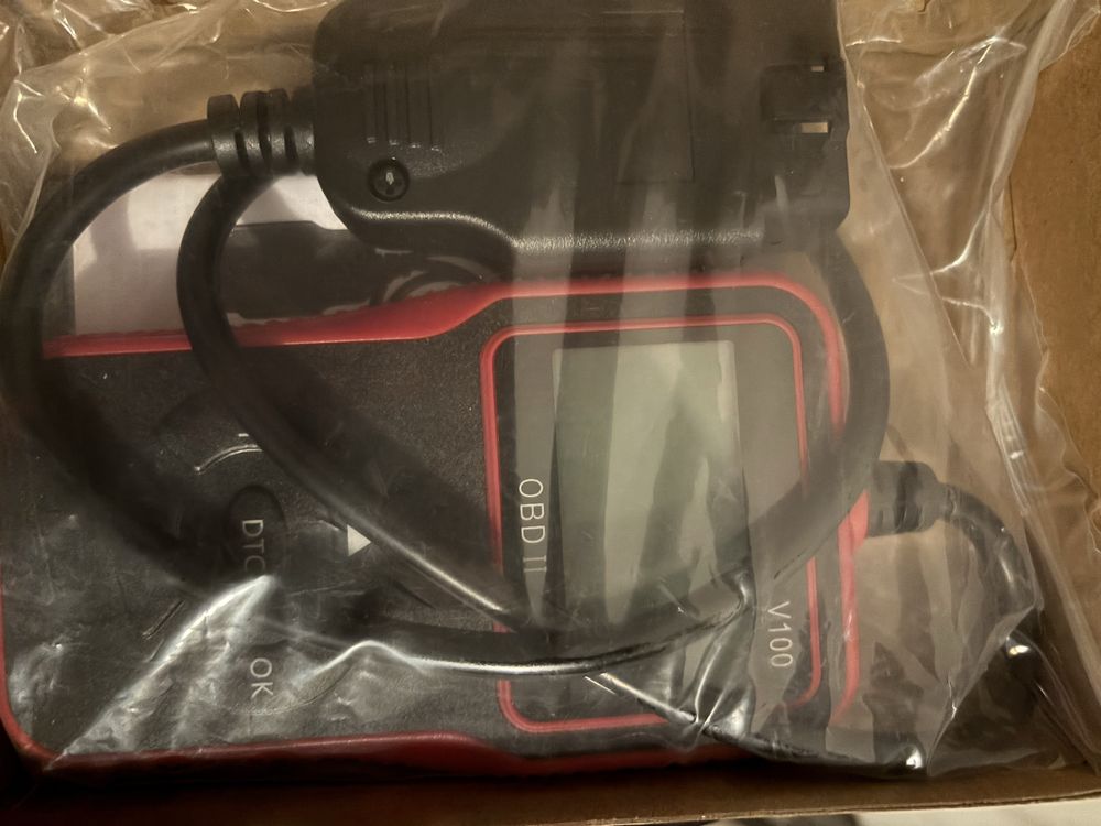Диагностика за кола V100 OBDII/EOBD+CAN