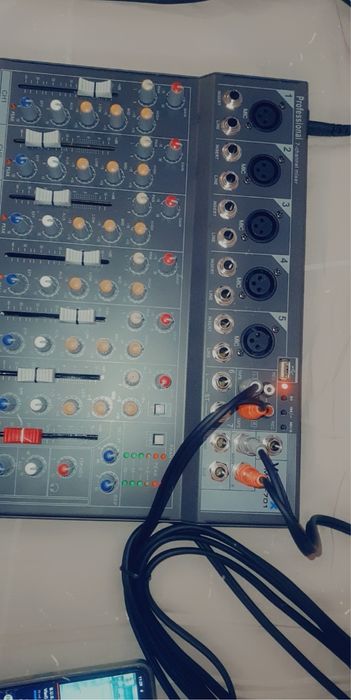 Vand mixer audio nou vonyx