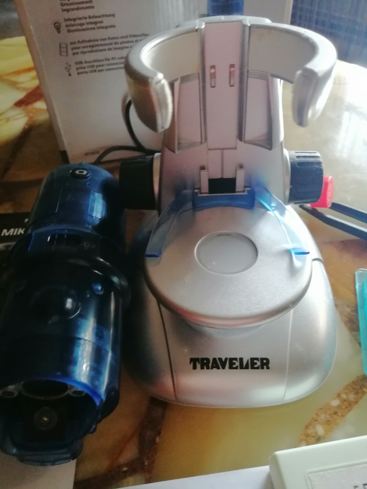 Vând microscop cu USB