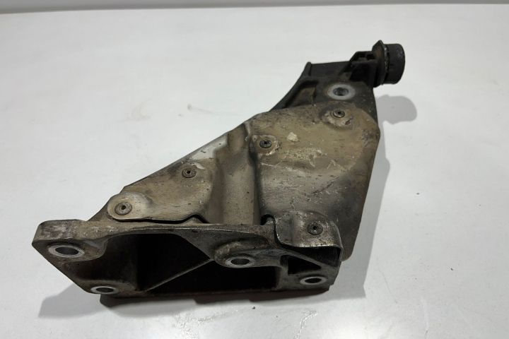 Suport / tampon motor dreapta 6772080 BMW X5 E70 [2006 - 2010]