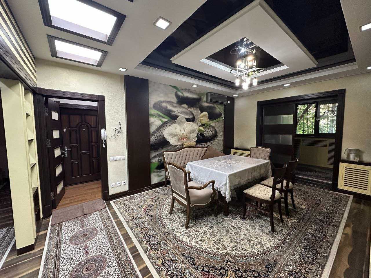 Sotiladi Квартира Центр Мирабад 4/2/9 Банковская 164м2 Mirabad Avenue
