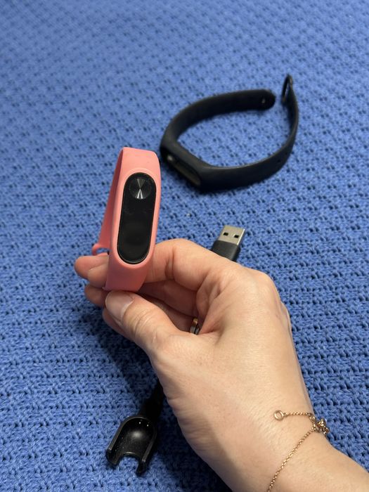 Продам фитнес браслет от Xiaomi