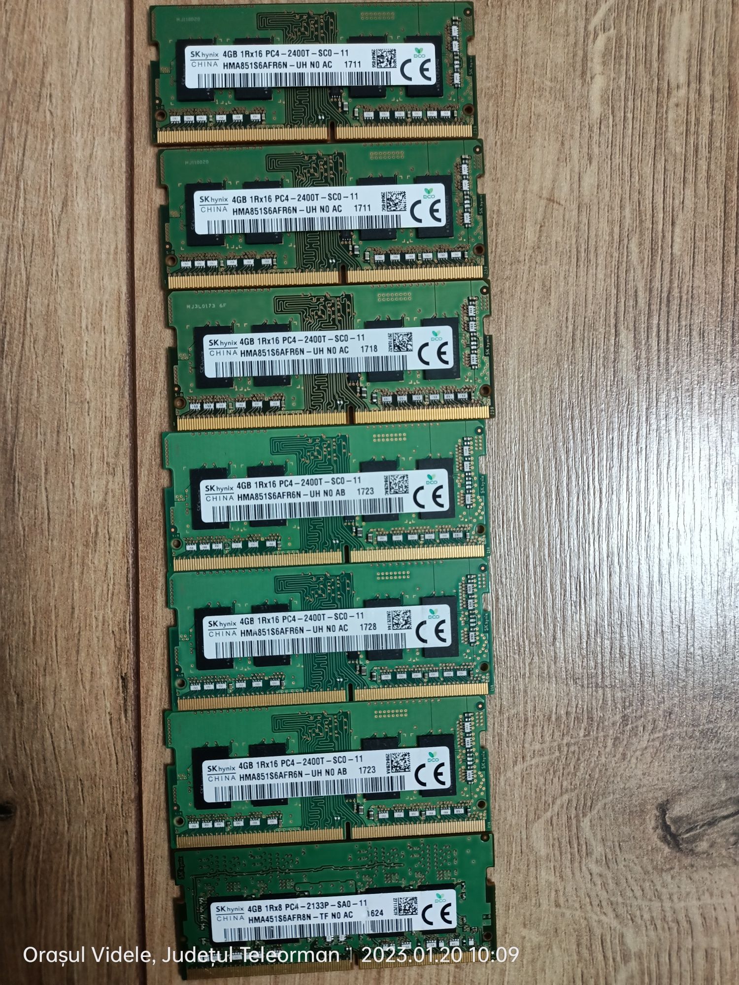 Vand Memorie RAM SKhynix pentru laptop  4 GB DDR4