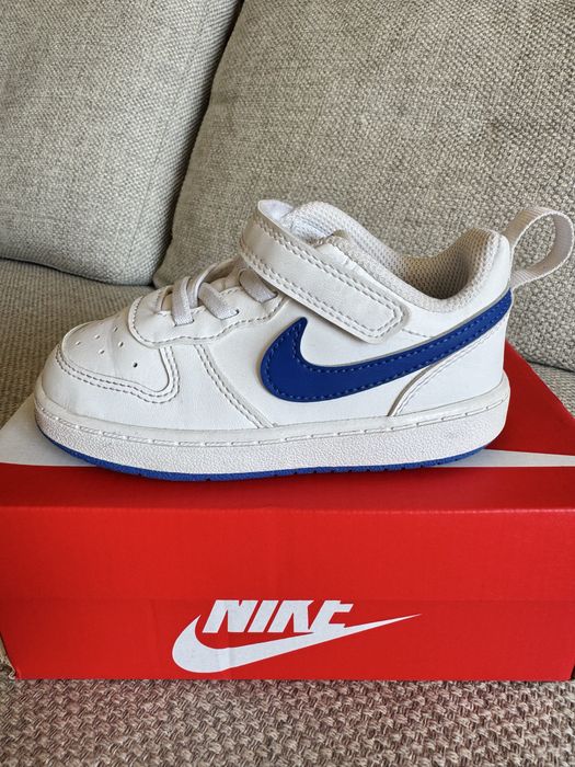 Бебешки обувки Nike Court Borough