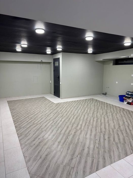 Коратош чорсу 255 Кв метр нежилой под офис