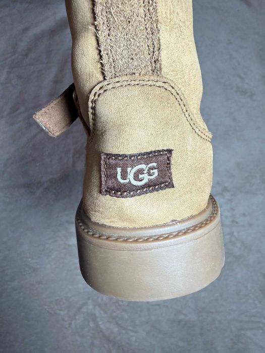 Ghete iarna UGG Kinzey