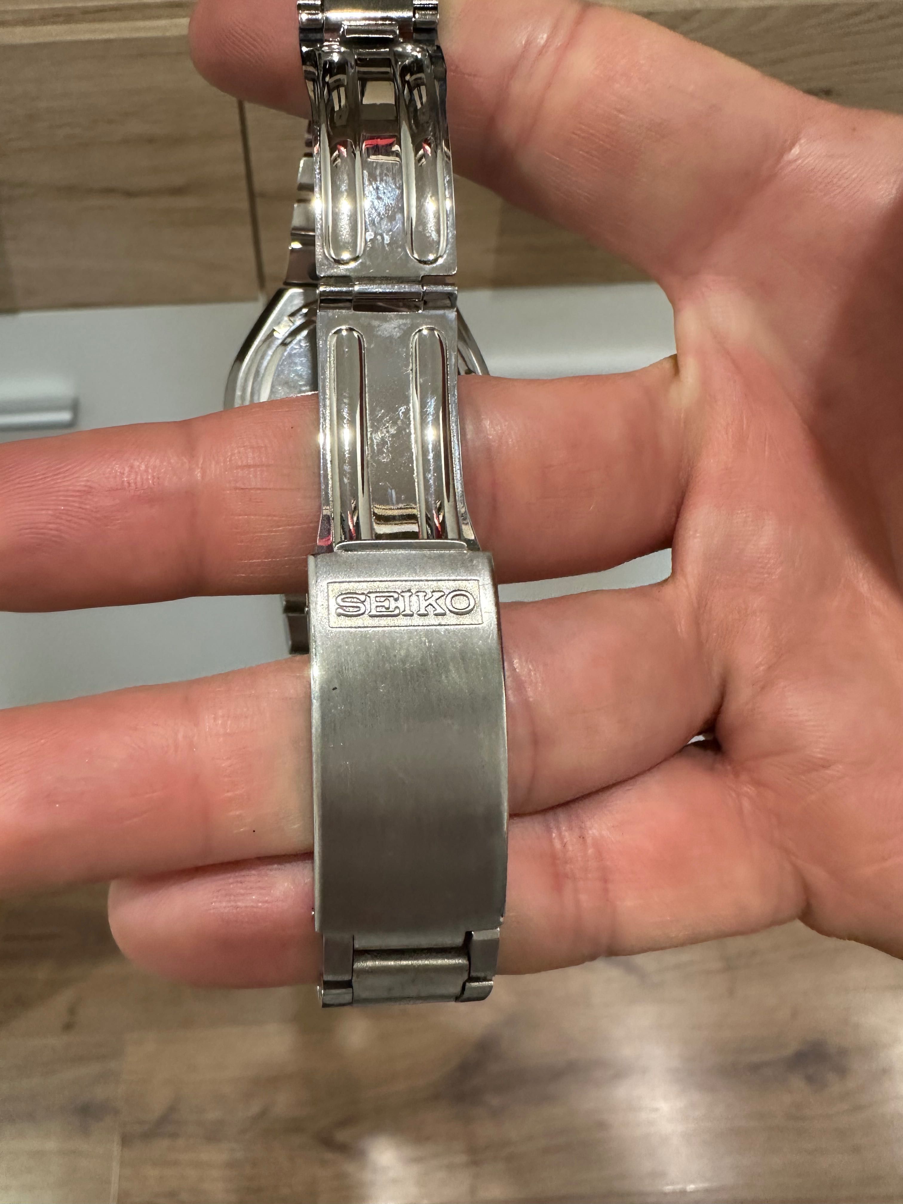 Seiko  Bell-Matic 70s. Blue eyes - with Alarms