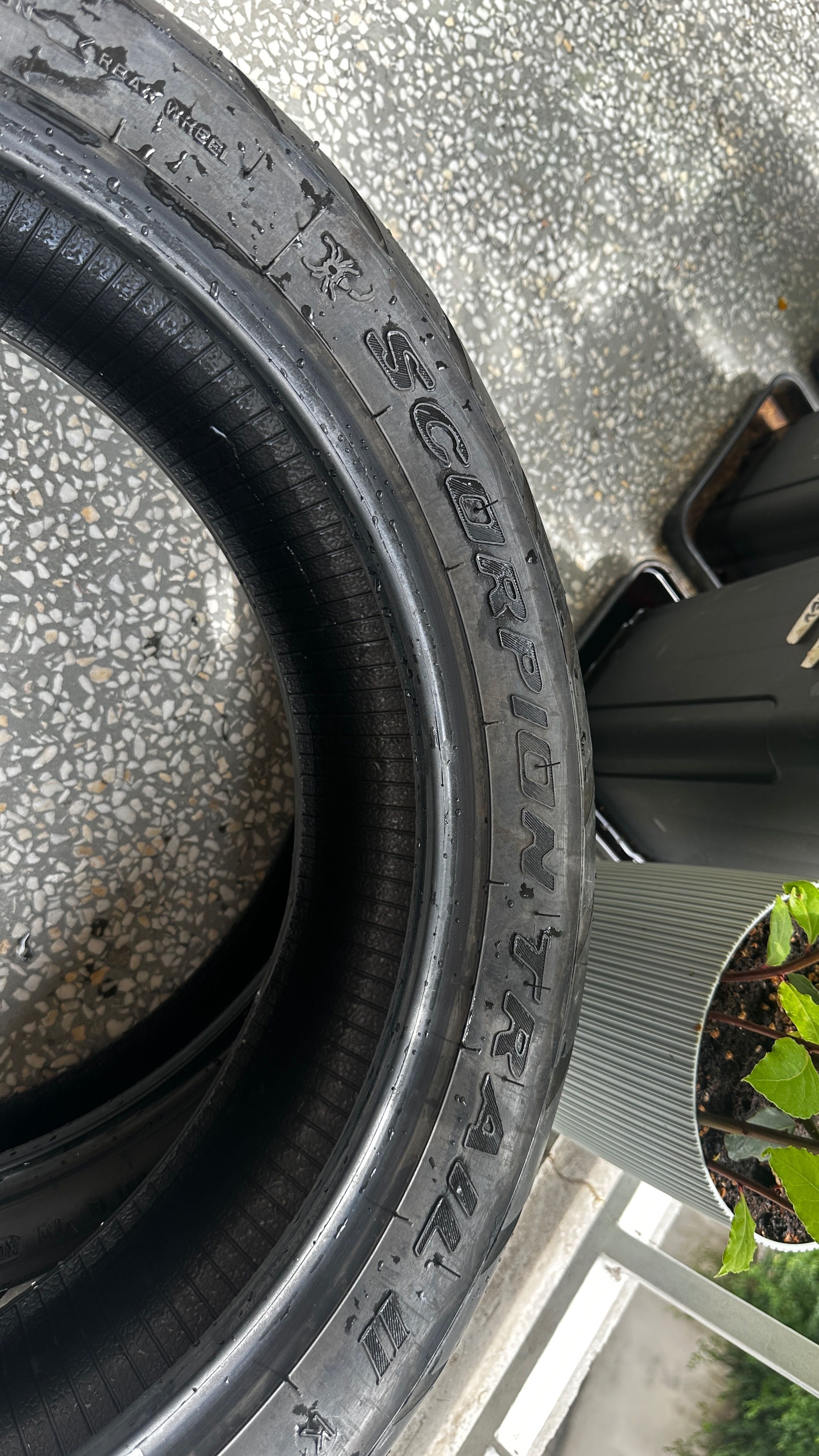Гуми Pirelli Scorpion Trail II -предна 120/70 ZR19 и задна 170/60 ZR17