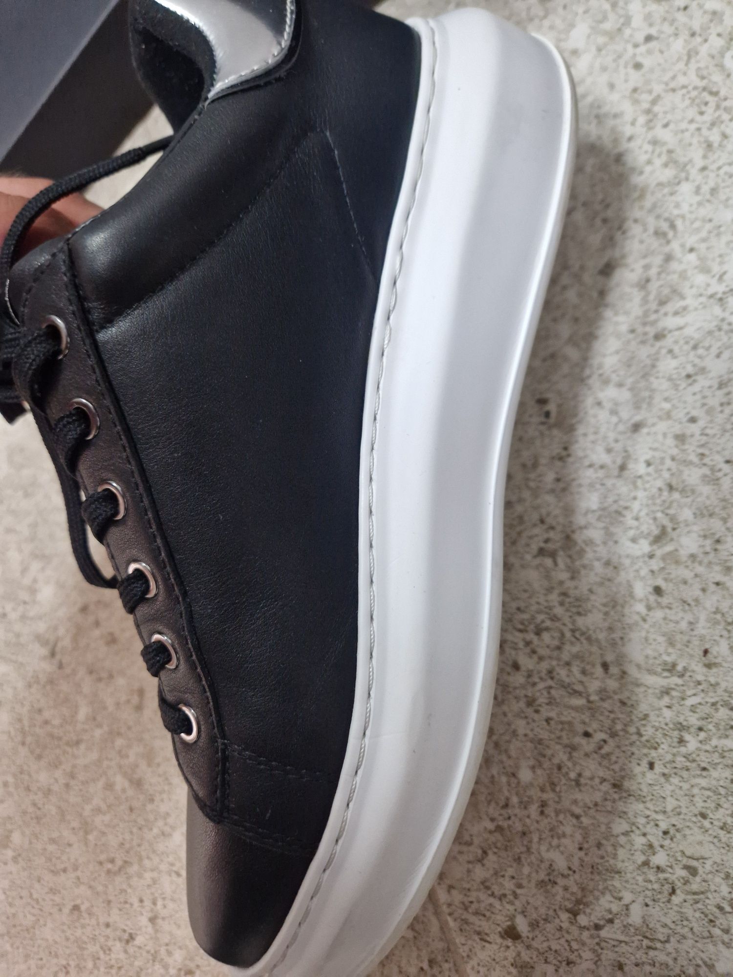 Vand adidași Karl lagerfeld