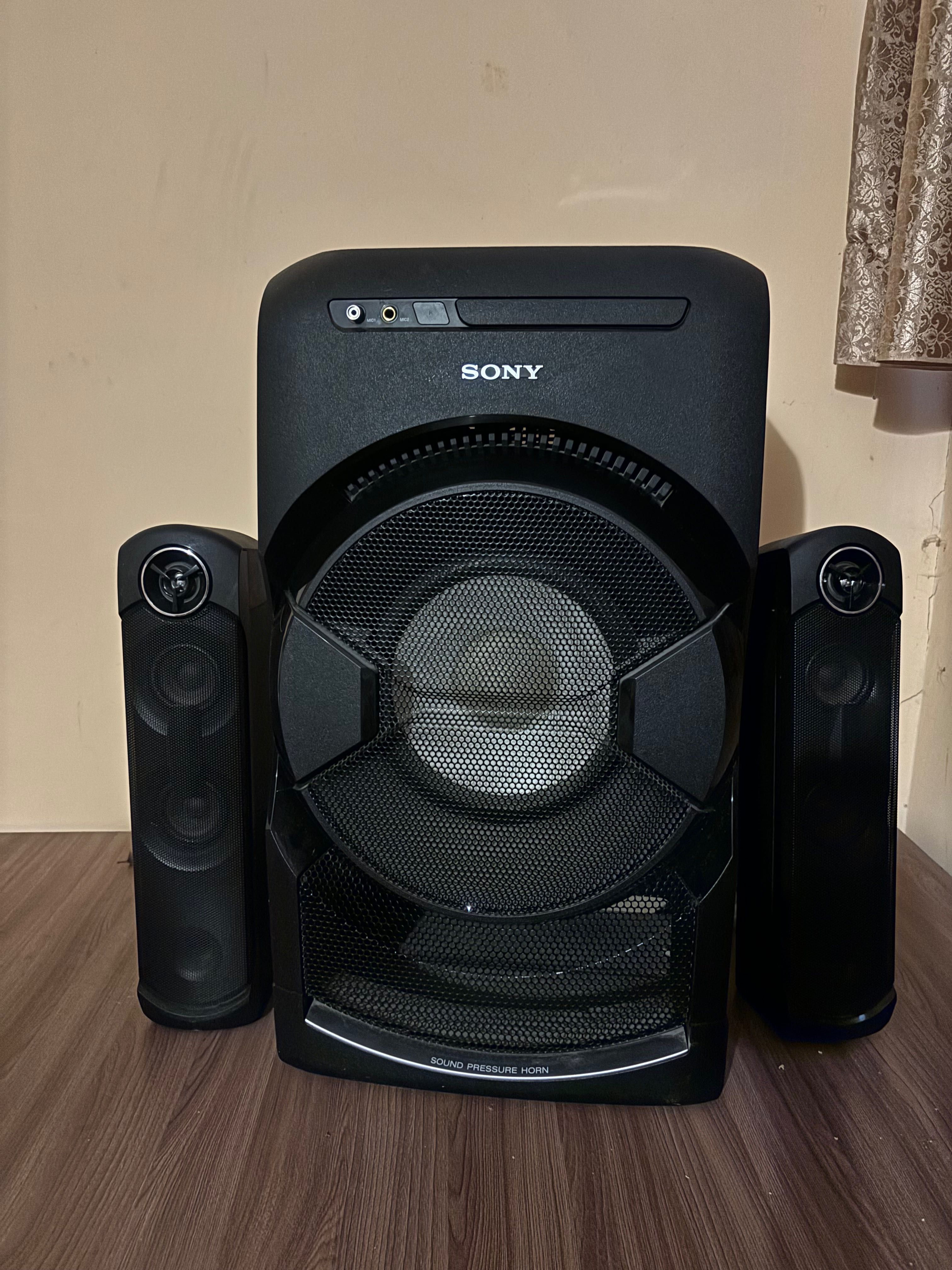 Колонка Bluetooth в отличном состоянии