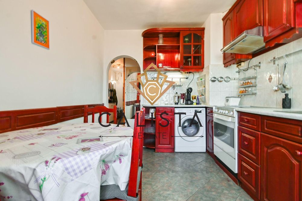 Продава се Тристаен апартамент в София, Красно село - 109 кв.м за 3634 €/кв.м - Снимка #2