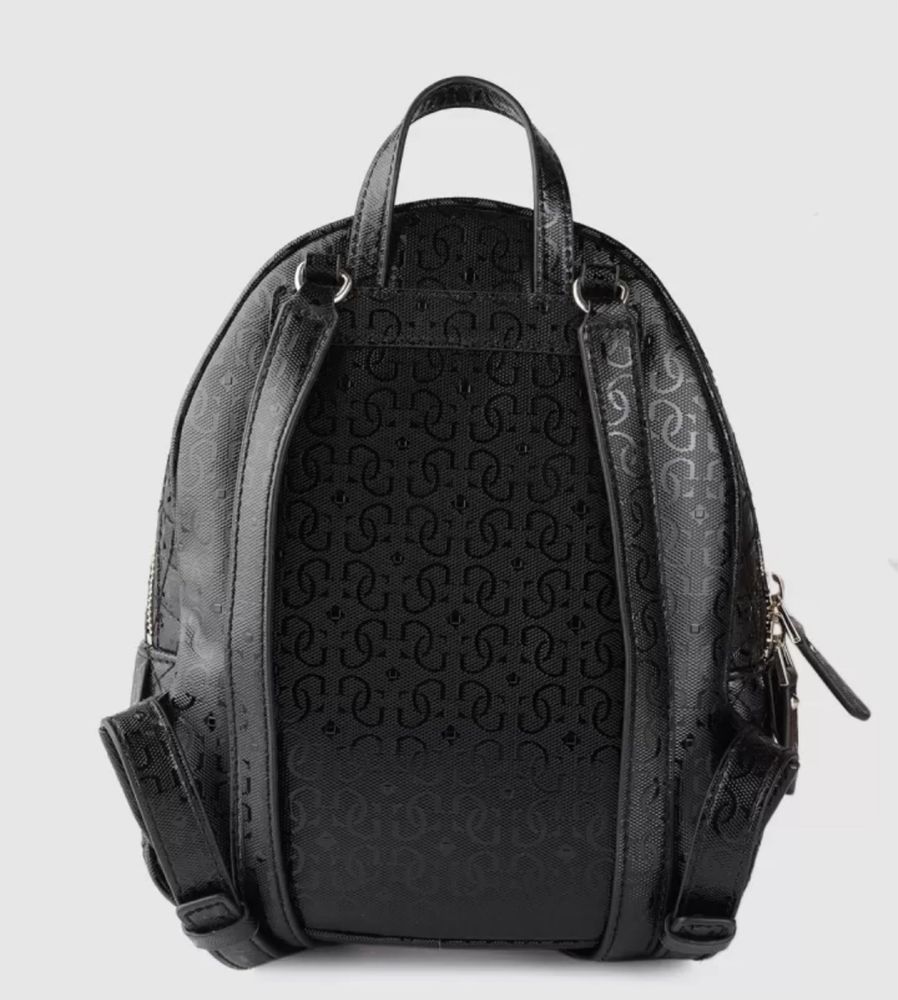 Черна Раница на Guess