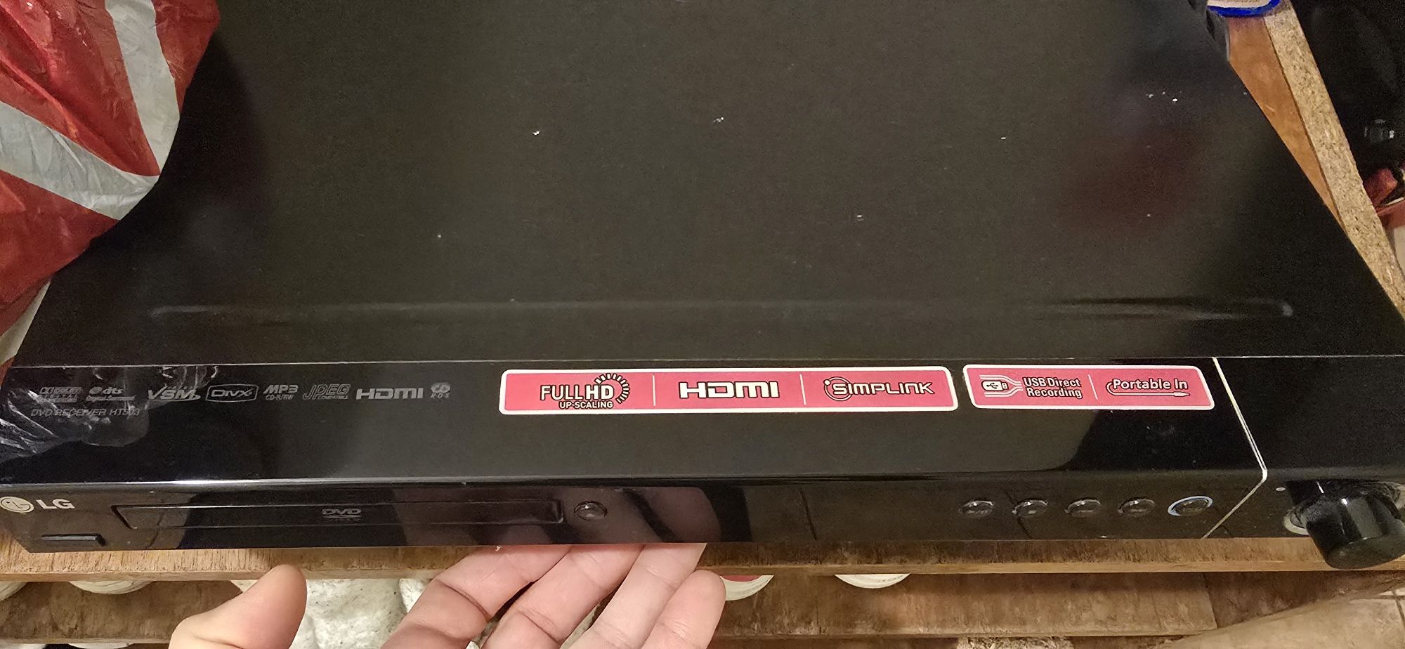 LG 5+1, DVD система за домашно кино HT503PH-DH