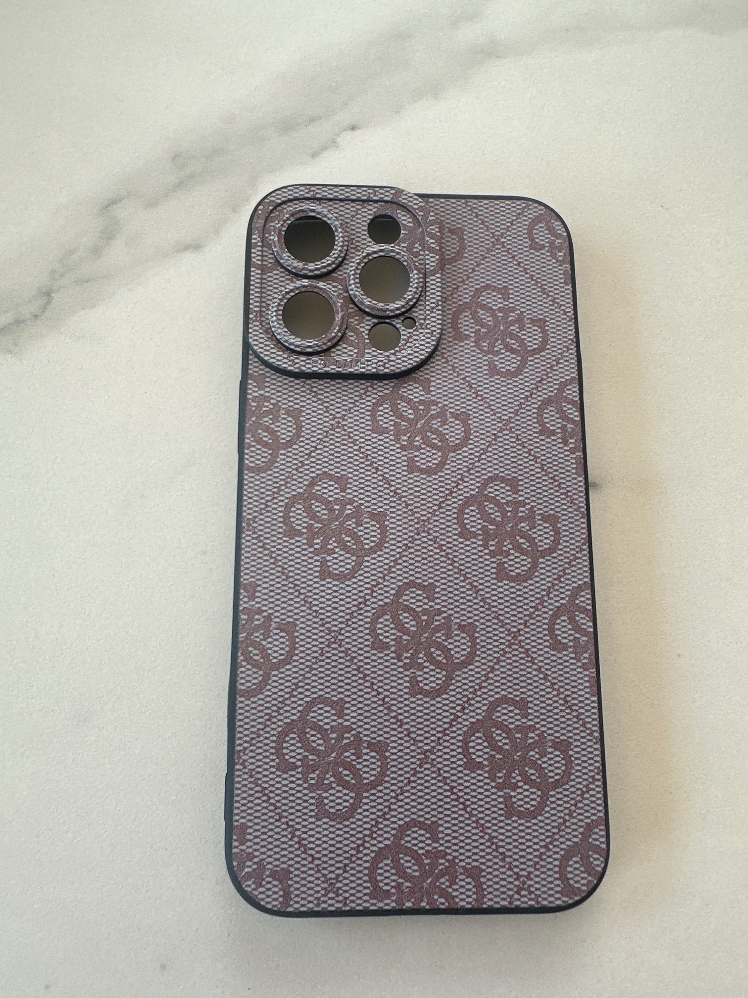 Калъф за iPhone 14 Pro Max - Guess