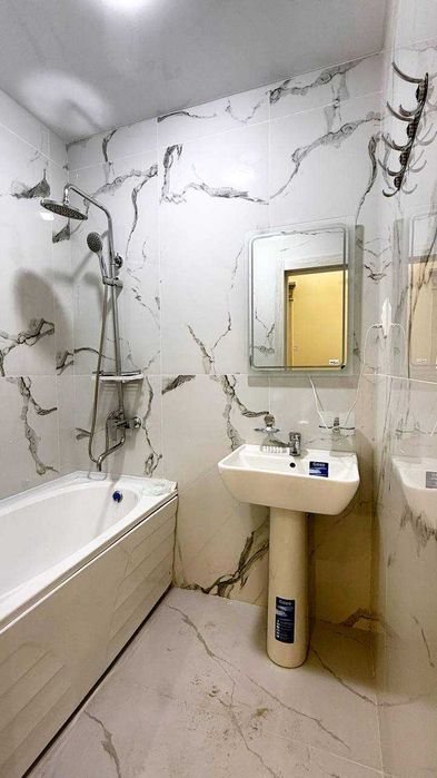 Продаётся 2х комн квартира на 3 этаже Ор-р  7 микрорайон