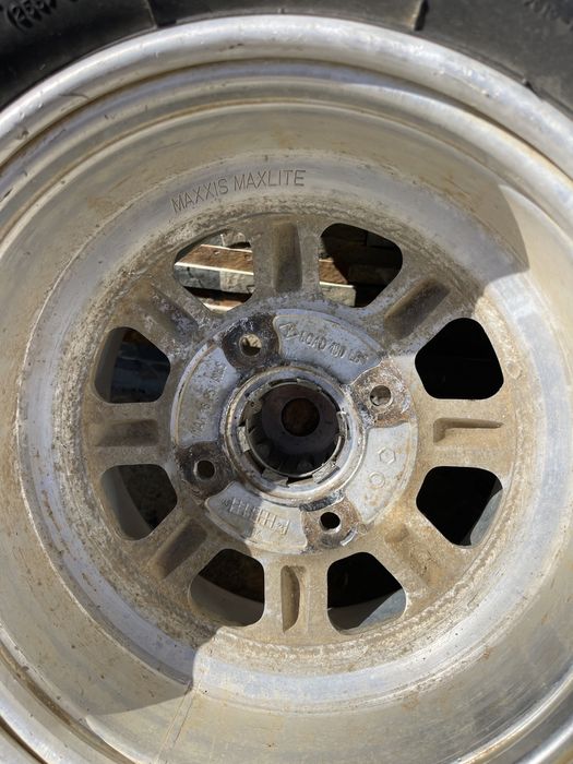Vand jante atv R 12    MAXXIS