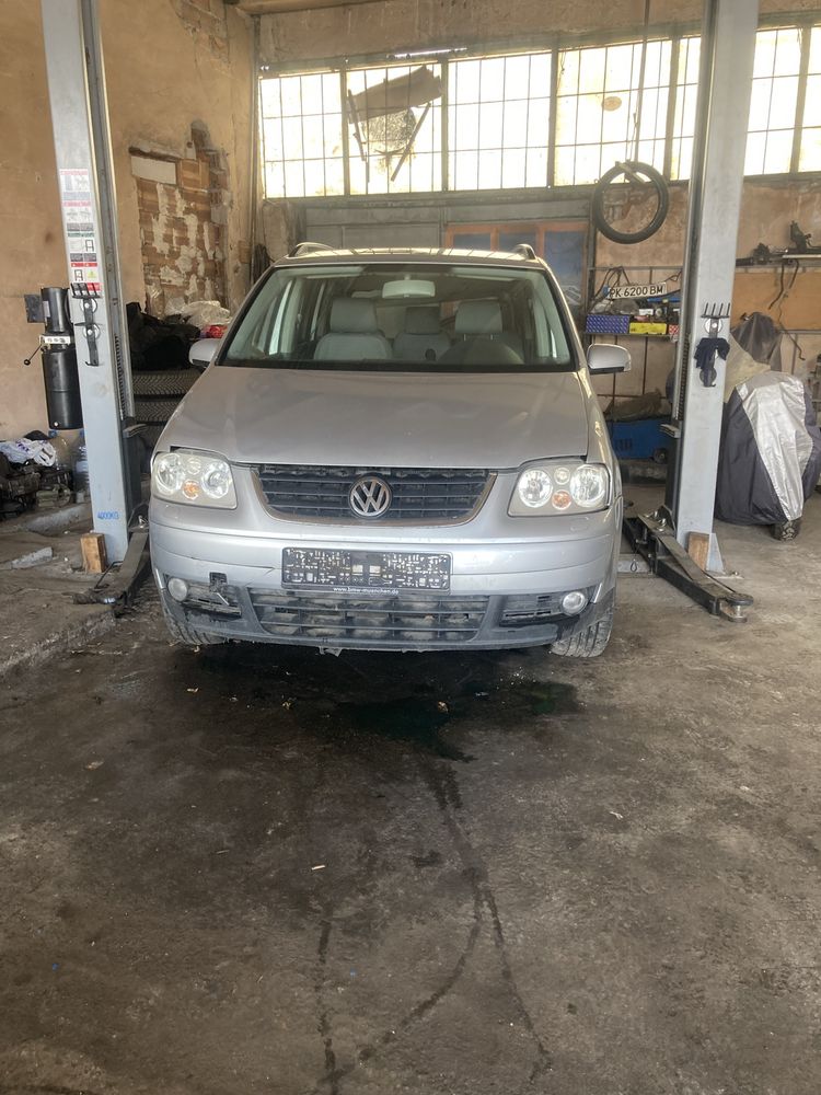 VW Touran 2.0TDI DSG на части