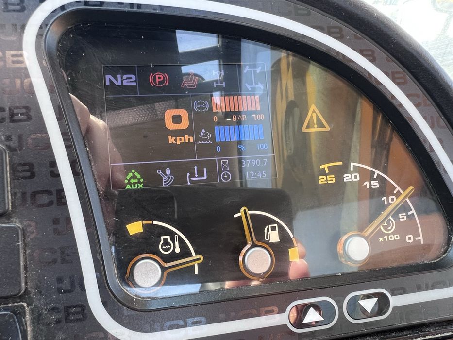 Incarcator frontal JCB AGRI 541-70