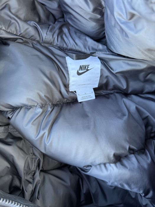 Nike Sportswear Зимно яке 'WINDRUNNER' в Черно