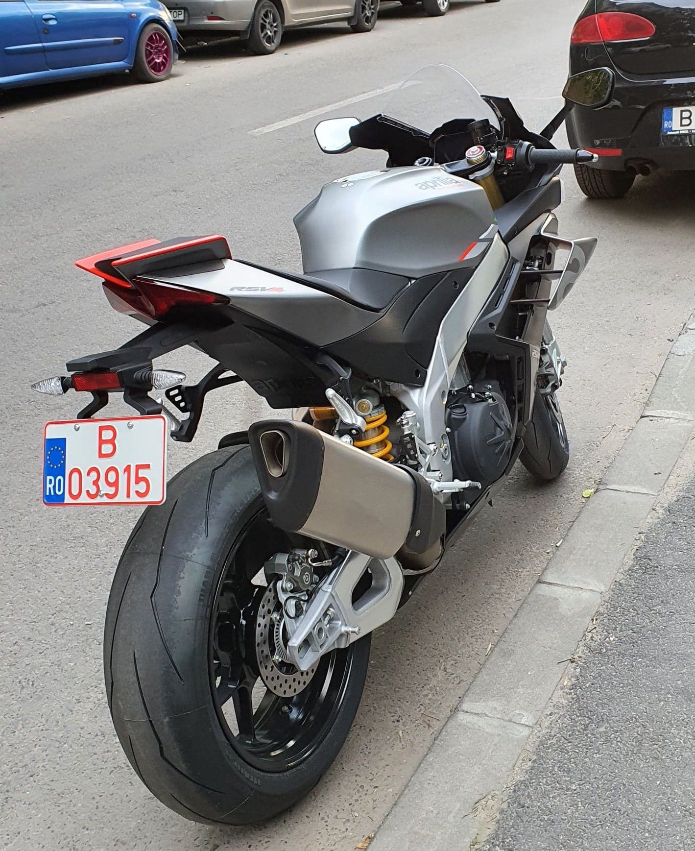 Motocicleta Aprilia RSV4  1100(2021)