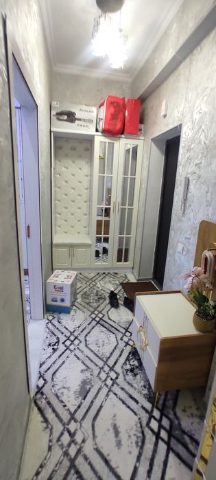 Ташкент область город Нурафшон  2 комнатная квартира