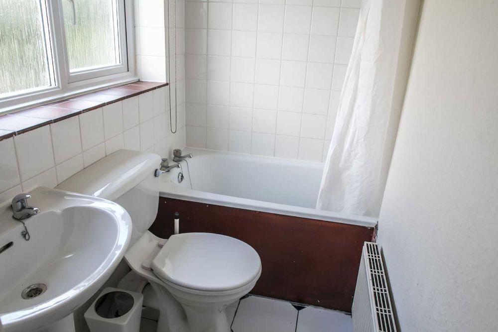 Дава се под наем Двустаен апартамент в София, Център - 64 кв.м за 408 € - Снимка #3