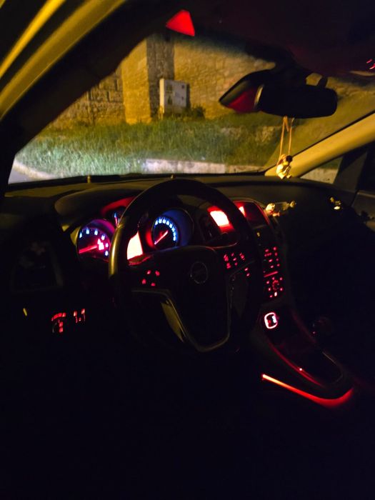Opel Astra j 2010