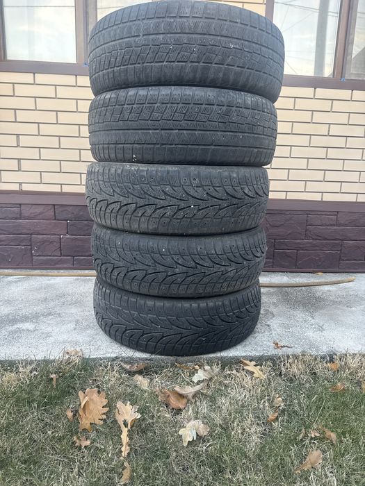 Продам шины б/у.