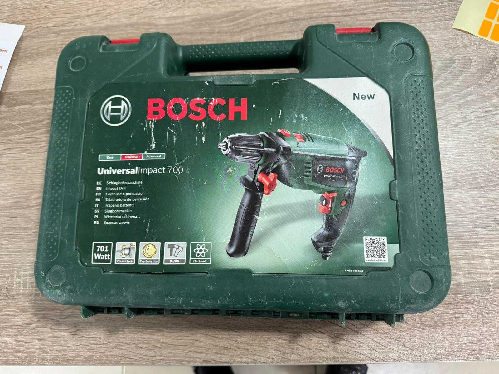 Продавам Ударна Бормашина Bosch Universal Impact PSB 700