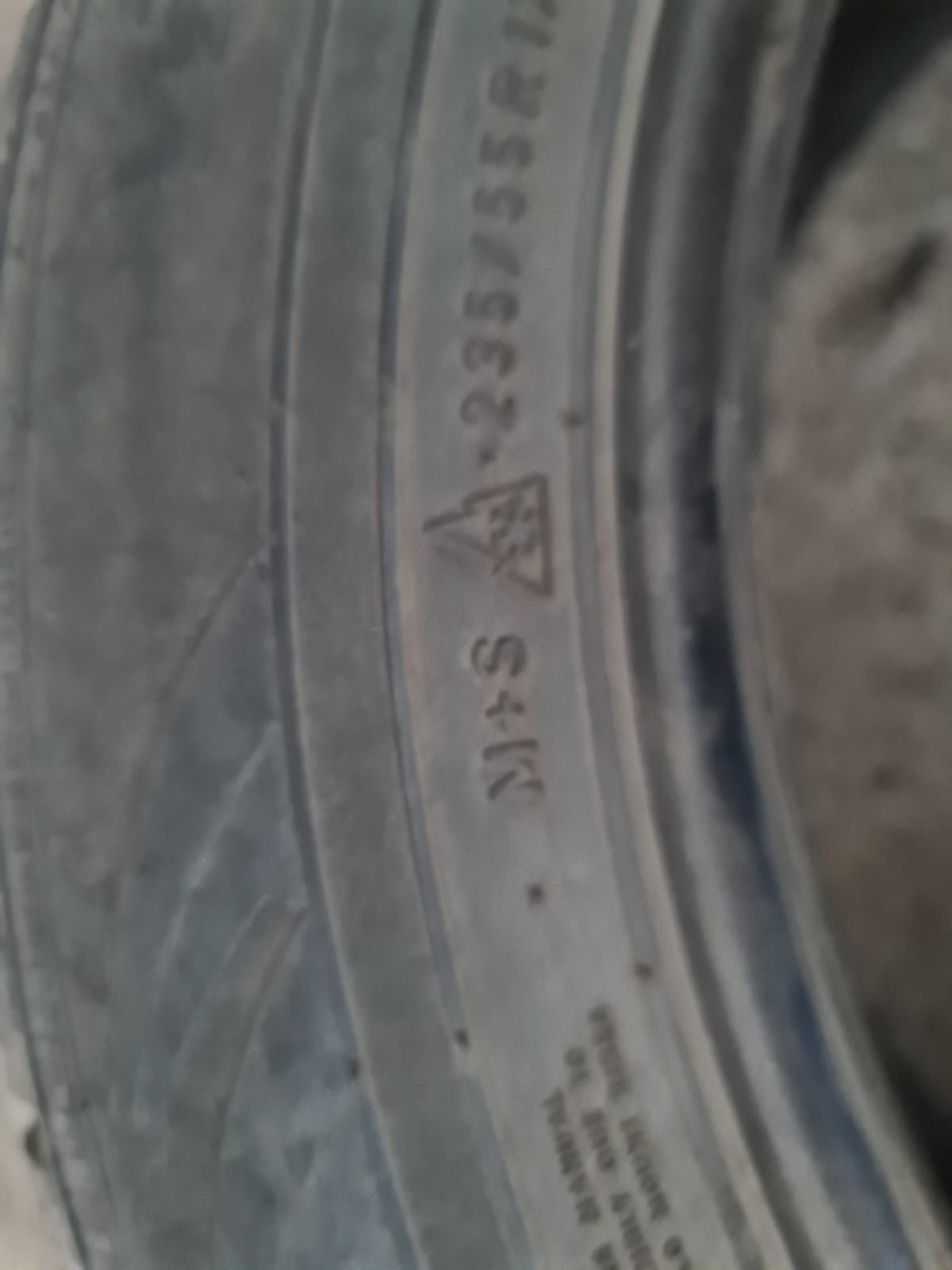 Vand cauciucuri 235/55/17 Continental