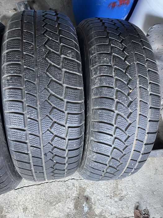 Зимни гуми Continental 235/60 R18