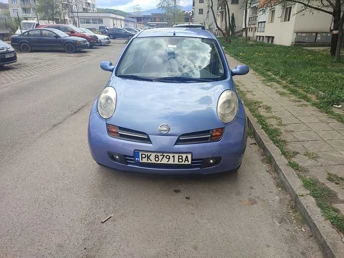 Продавам Nissan Micra на ГАЗ 2004г.