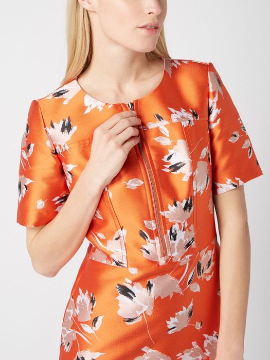 Нова с етикет рокля HUGO BOSS M/L