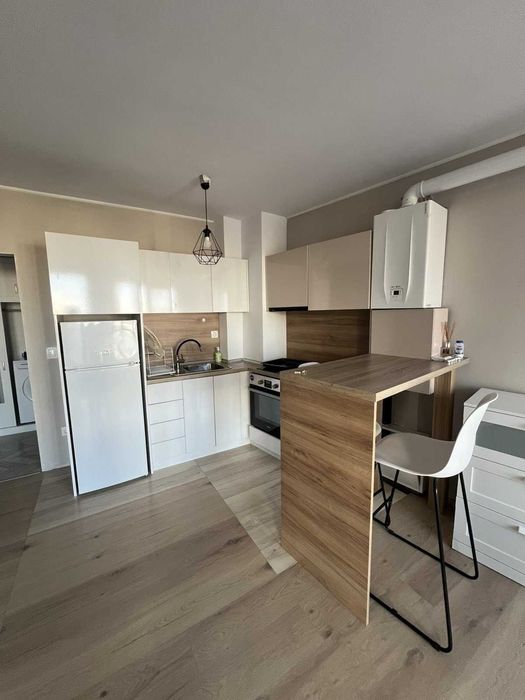 Дава се под наем Двустаен апартамент в София, Витоша - 50 кв.м за 418.2 € - Снимка #2