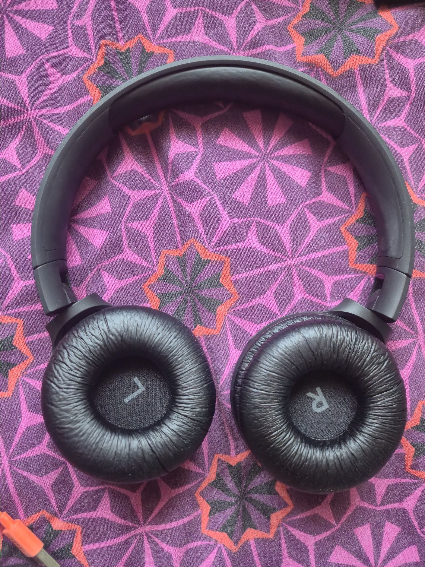 Безжични Bluetooth слушалки JBL T510BT, Черни | JBLT510BTBLKEU