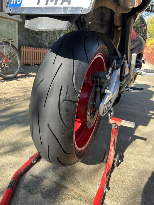 Suzuki Gsr 600 Yoshimura Edition an 2008