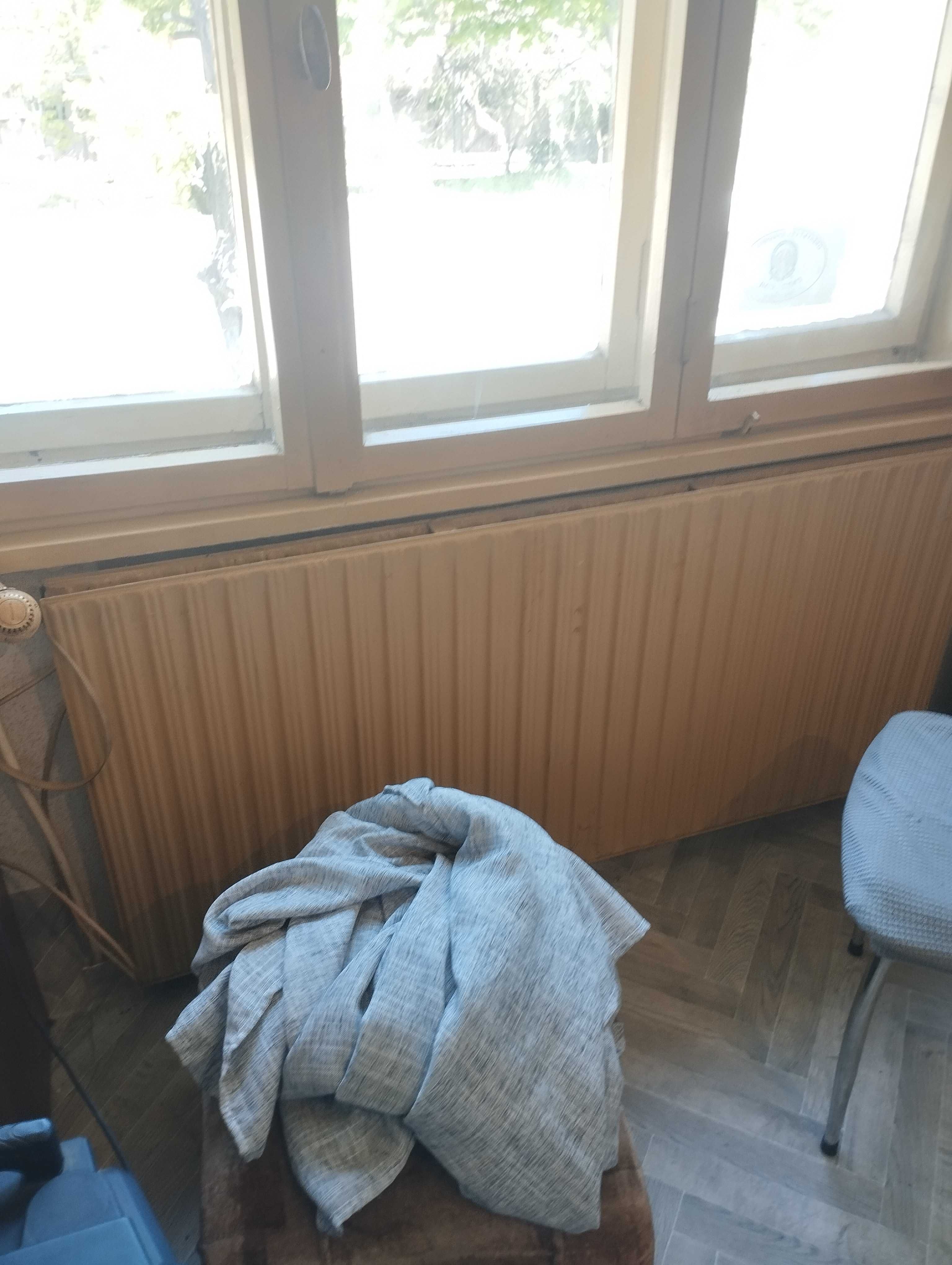 Здравейте, продавам камина с 5 радиатора