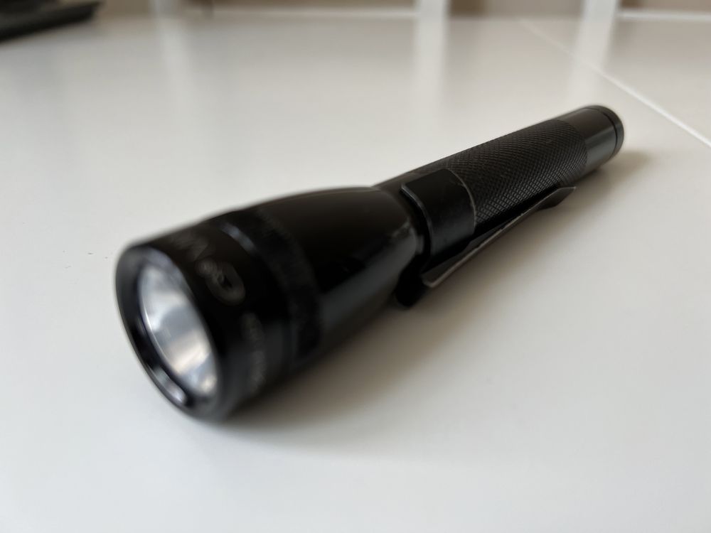 Фонарик ручной Maglite