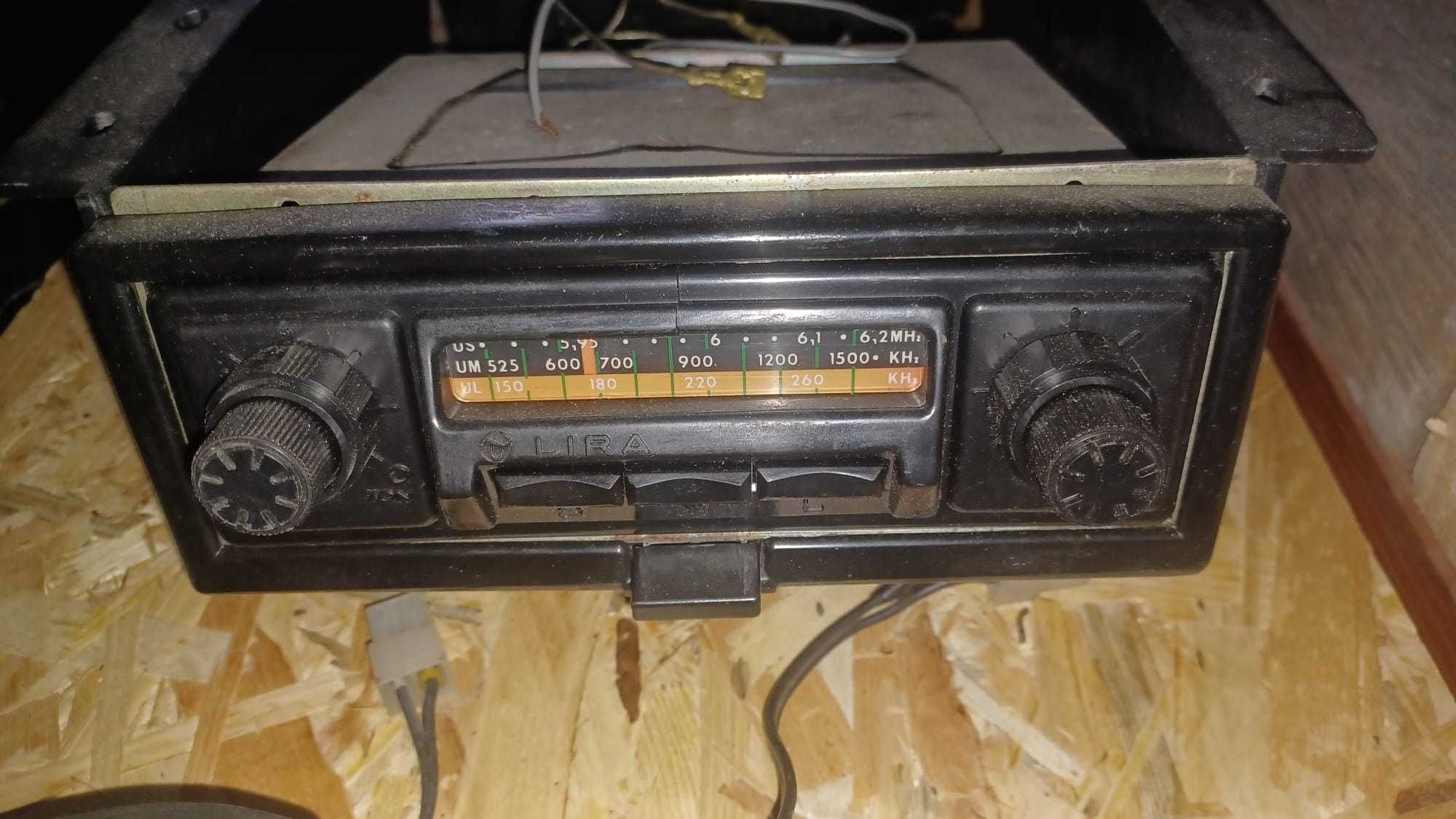 Piese vintage Dacia 1300 Radio LIRA