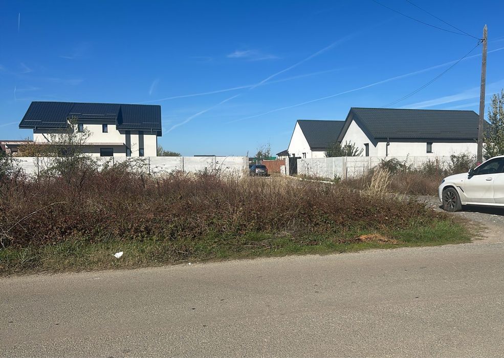 De vanzare Teren in Rate In zona Clinceni, strada ortansei.