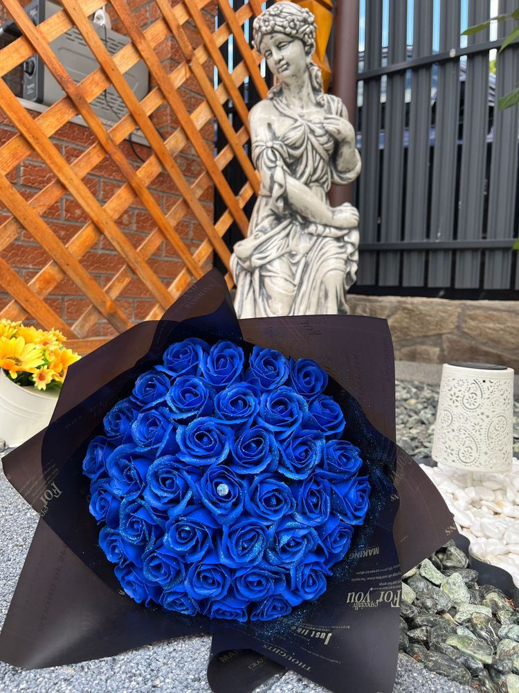 buchete flori trandafiri sapun cadou rosu roz de la 19 la 101