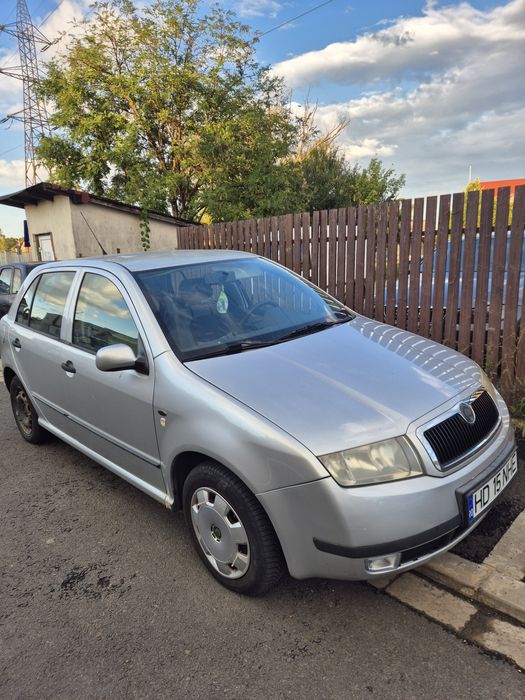 Vand Skoda Fabia 1.4 benzina stare buna