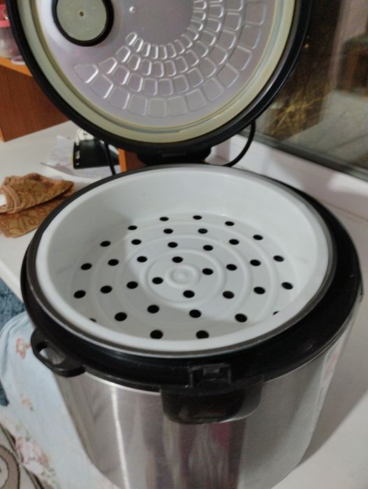 Мультиварка работает