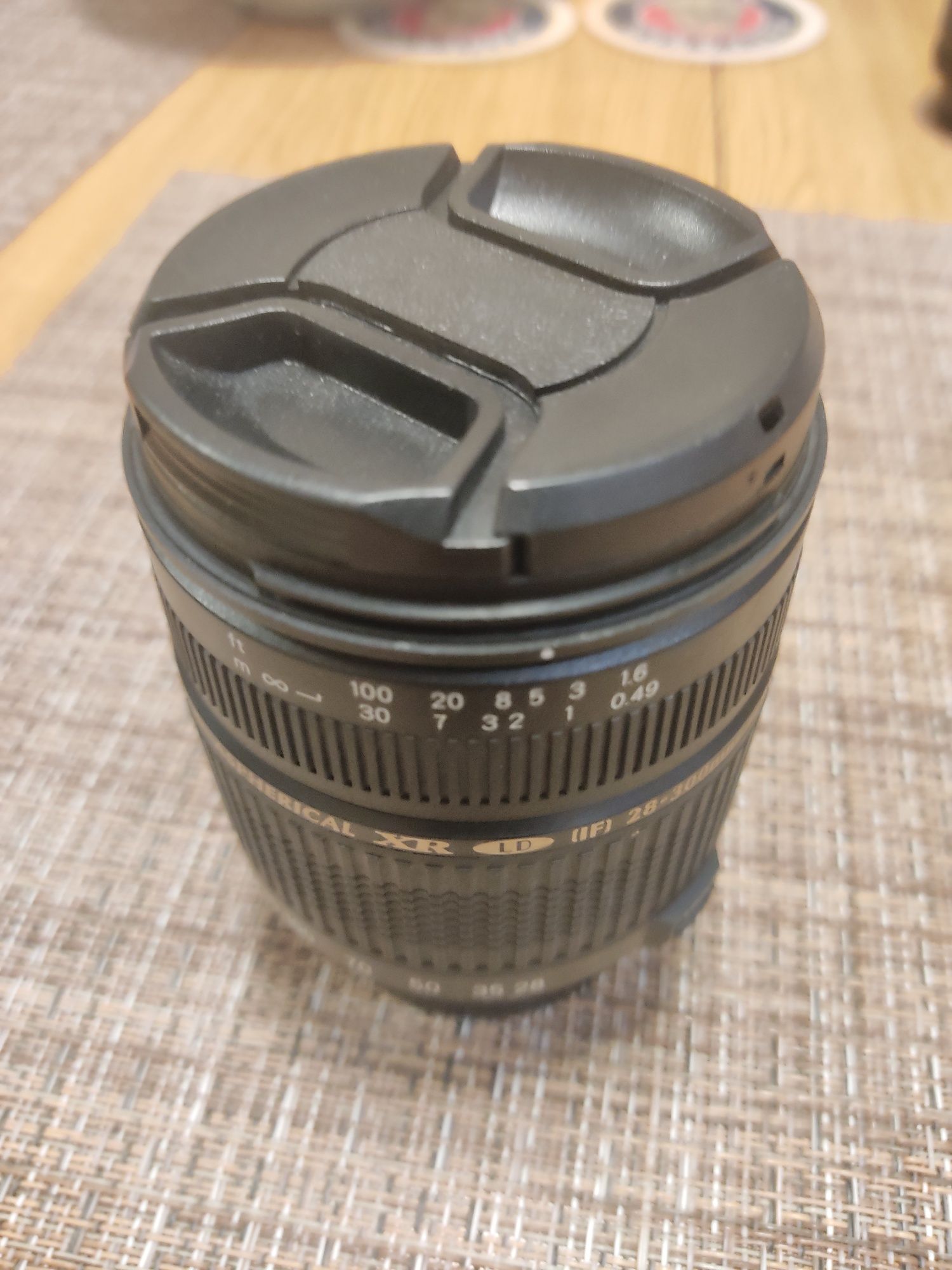Tamron AF Aspherical XR LD (IF) 28-300 mm 1:3.5-6.3 Macro за Nikon