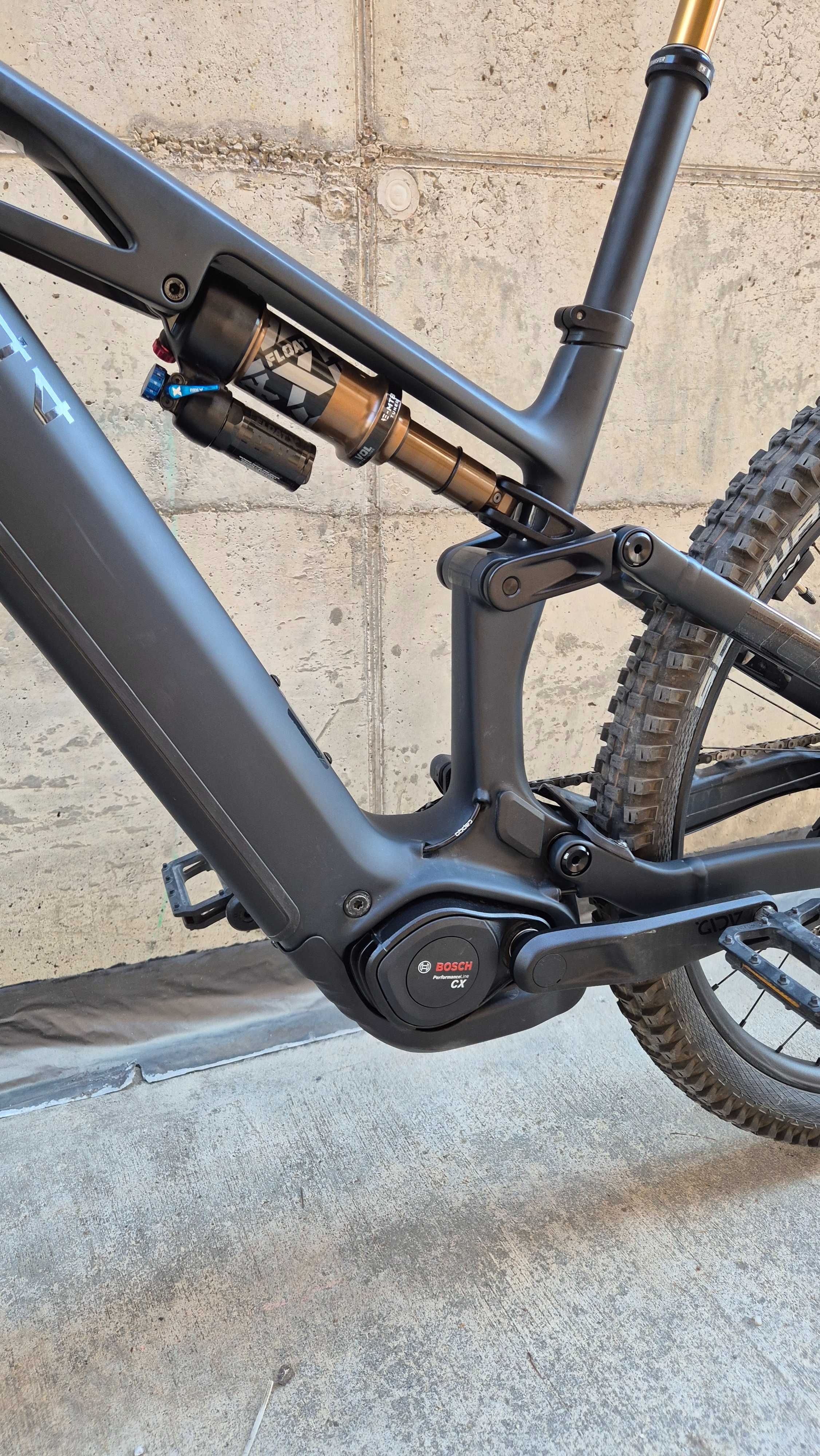 Електрически карбонов велосипед E Bike CUBE STEREO ONE44AT, BOSCH GEN5
