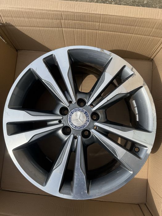 Janta Mercedes Benz E Klasse W212 8jx18et45 A2074012902 doua buc disp